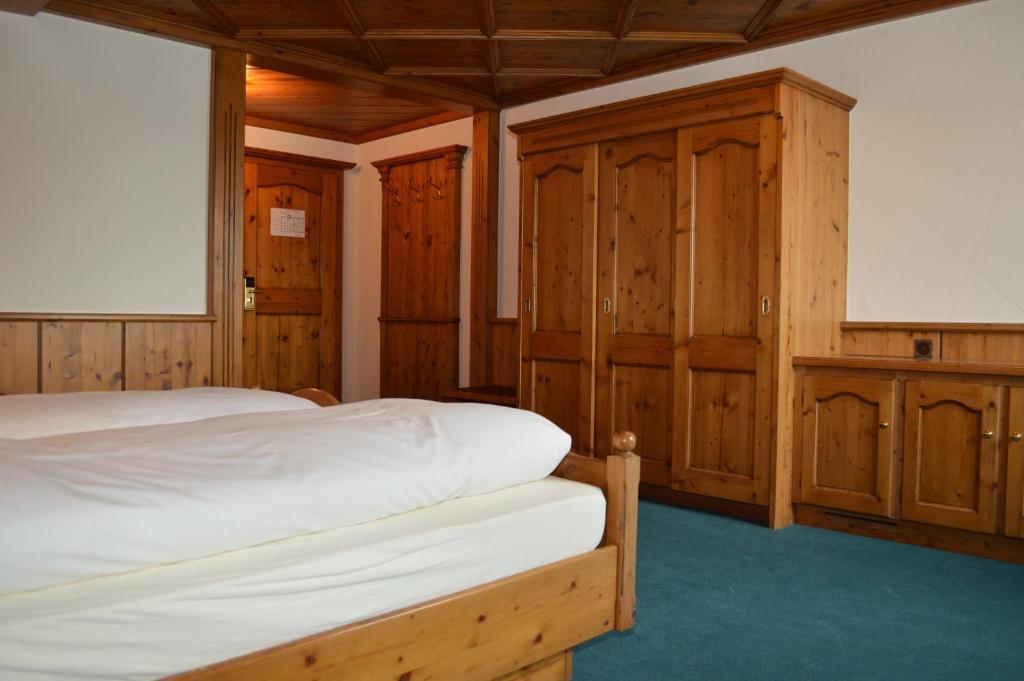 Hotel Zum Kreuz Aarau Oda fotoğraf